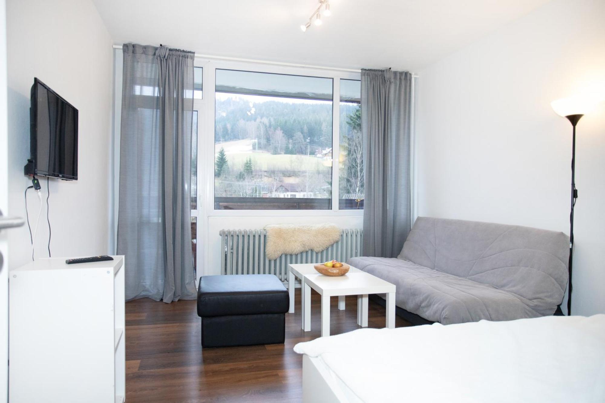 Apartmany Na Tanvaldskem Spicaku Jiretin pod Bukovou Luaran gambar